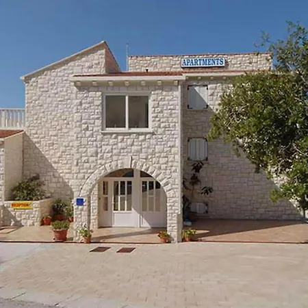 1 Bedroom Lovely In Apartman *
