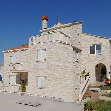 1 Bedroom Lovely In * Mlini